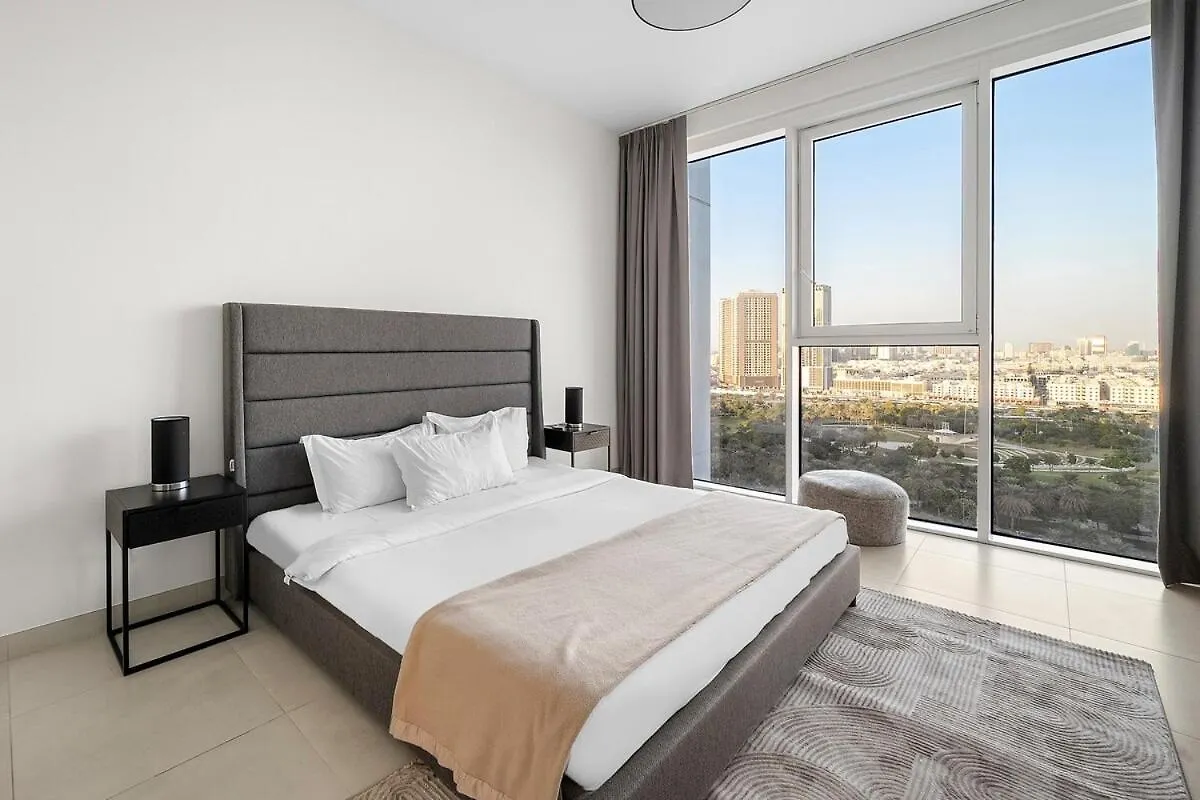 First Class 2Br Panoramic Views Of Dubai Frame 0*,
